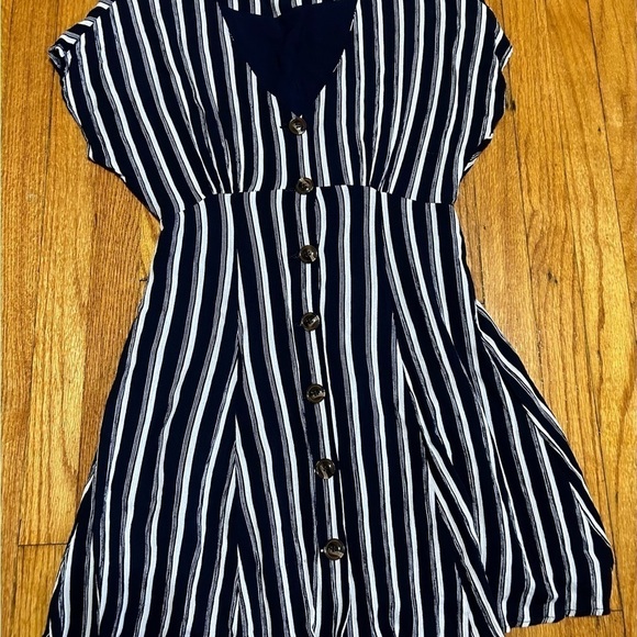 BP Navy White Striped Button Front Gathered Sleeve Mini Dress size Small - Picture 2 of 11